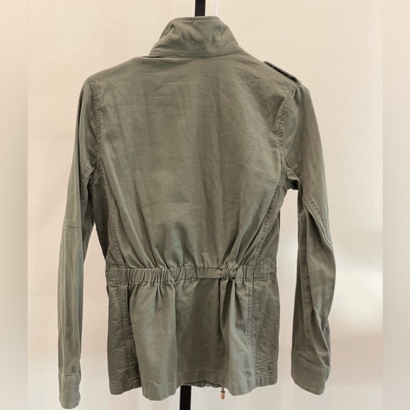 Utility Jacket in Army Green - Picture 2 of 9
